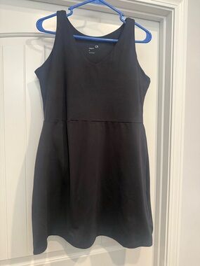 GAP Black sleeveless athletic dress with shorts